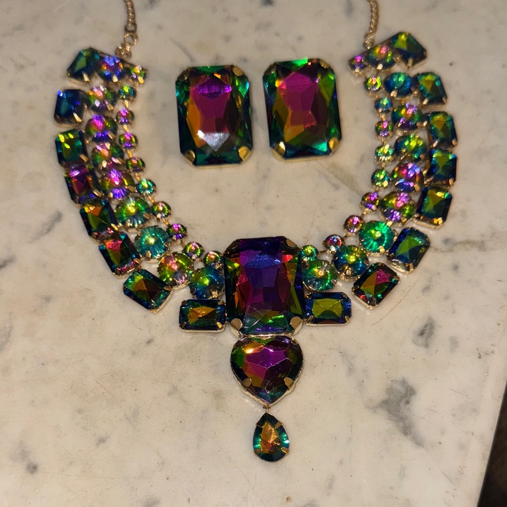 Multicolor Statement Necklace and Earring Set